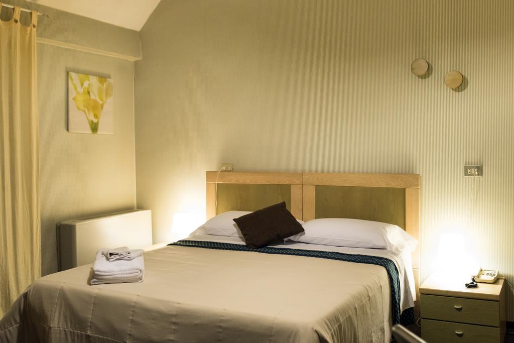 Hotel Orvieto Oda fotoğraf
